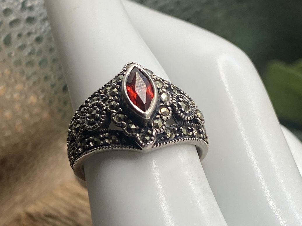 Anelli: Antiker Silber Ring mit Granat und Markasiten – Usato da Luzern venduto da S.Kern01 4