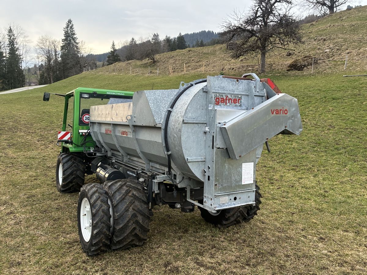 Tutte le macchine: Gafner mistzetter 3,1m3 – Usato da Schangnau venduto da UeliK0102 7