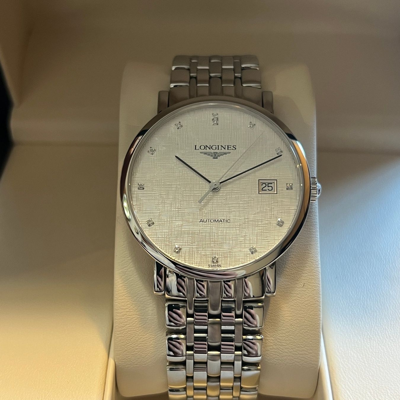 Longines Orologi: Longines Elegant Automatic 2026 Full Set L4.810.4.77.6 – Usato da Carouge GE venduto da Watchaser