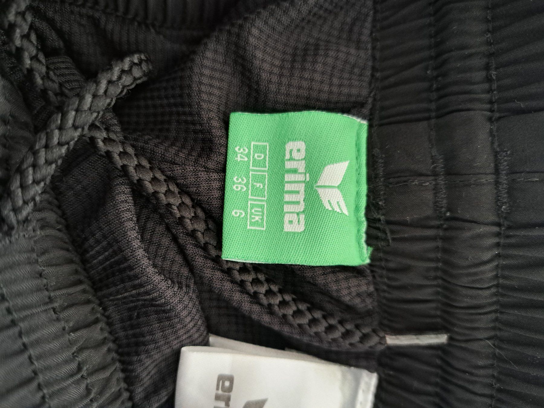 Erima Pantaloni: Erima Trainerhose gr 34 neu – Nuovo (secondo la descrizione) da Thun venduto da Thun67 2