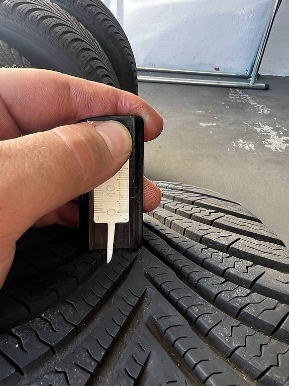 Pneumatici & Ruote complete: 195/55 R16 – Usato da Sursee venduto da gas_8n5t 4