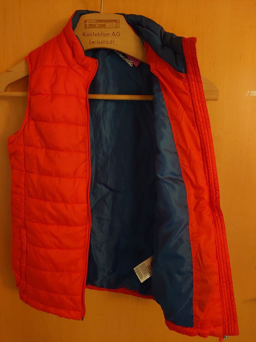 Gilet & Giacche: Bequemes Stepp - Gilet / Weste – Usato da Lengnau AG venduto da Frehel 1