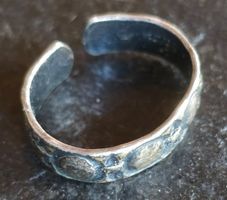 Zehenring Silber verstellbar mit Muster abgenutzt