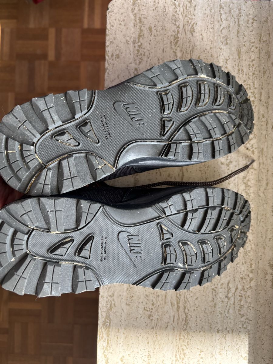 Nike Herrenschuhe: Wanderschuhe Nike Grösse 38 – Gebraucht aus zürich von bigeye 3