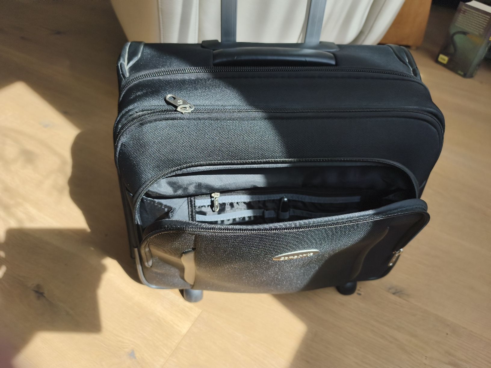 Altro in Aeronautica: Samsonite Trolley Top Zustand! – Nuovo (secondo la descrizione) da Möriken AG venduto da kar_y9cc