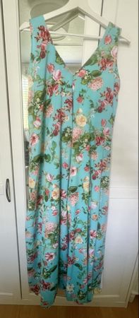 Schönes Kleid Antica Sartoria Italien