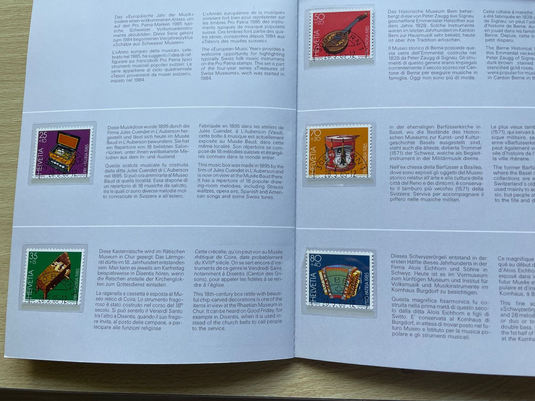 Tutti i francobolli: Carnet timb. 1985, prix poste 22.- SBK 50.- – Usato da Sonceboz-Sombeval venduto da Comment2 1