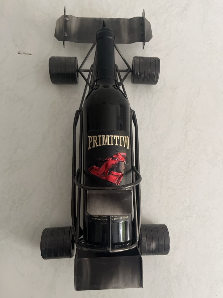 Tutte le decorazioni: Formel 1 Design Weinflaschenhalter inkl.Primitivo – Nuovo (secondo la descrizione) da Wangen b. Olten venduto da break72 4
