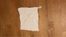 Kleines nuschi 25X24 cm guter Zustand