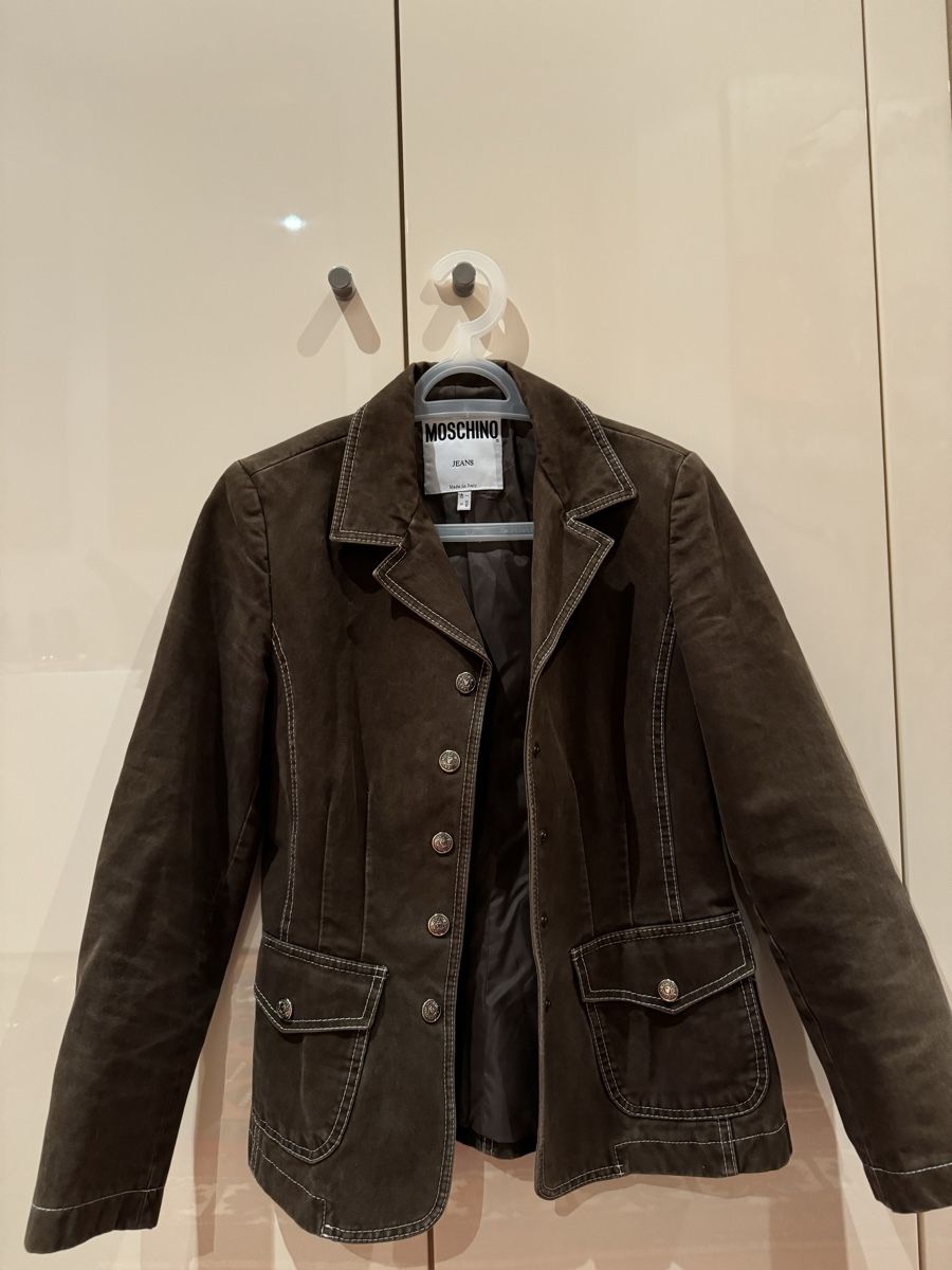 Moschino Giacche: Stylish Moschino Jeans Jacket, size S, Fall Essential – Nuovo (secondo la descrizione) da Montagnola venduto da jamylafy