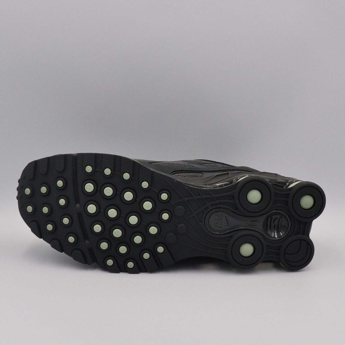 Nike Scarpe da uomo: Nike Shox Ride 2 42 – Nuovo e nell'imballaggio originale da Bern venduto da SneakerheavenLT 4