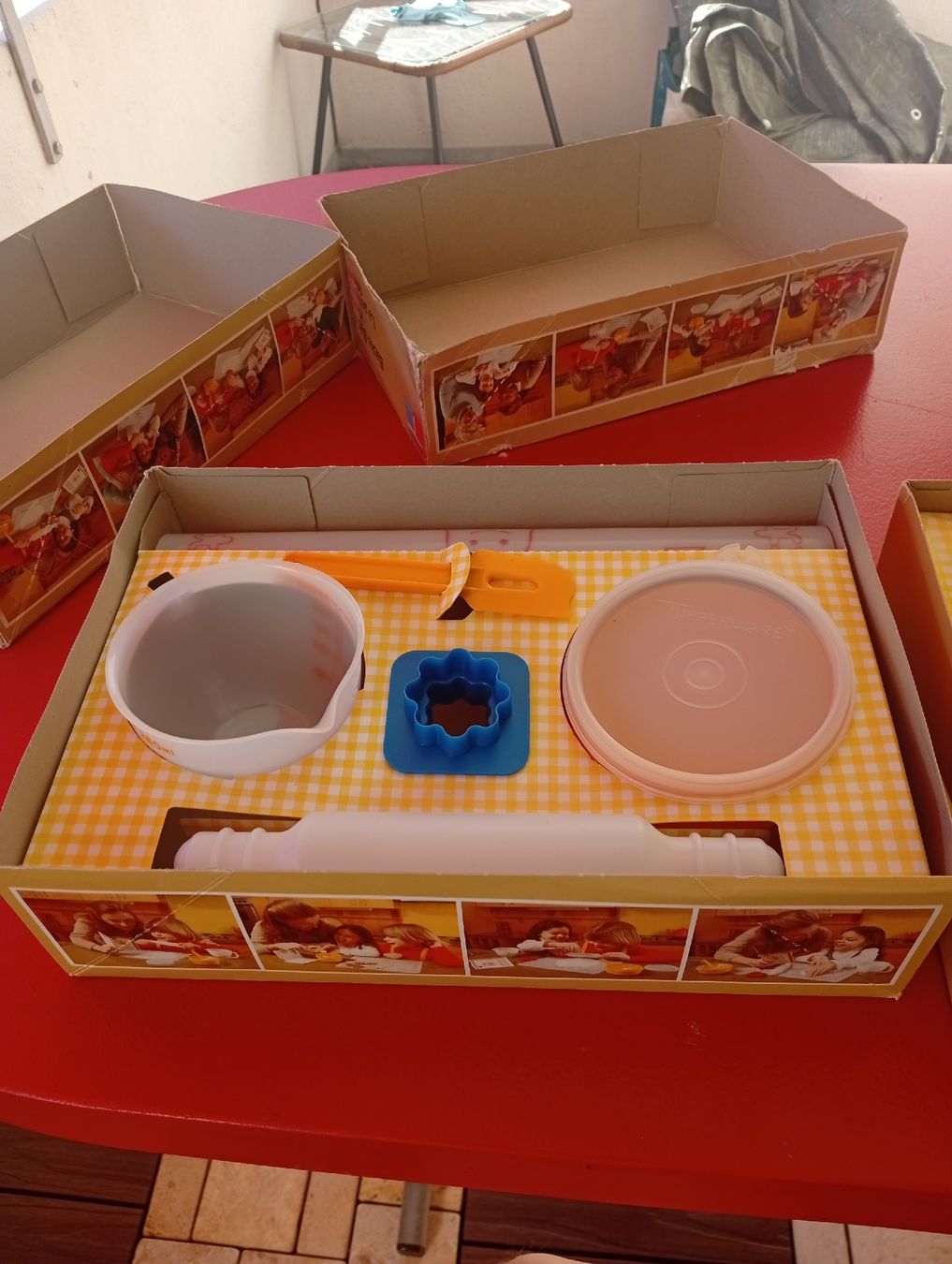 Spielzeuge: Spielzeug Tupperware Mini-Mix-It Kinder Backset  – Gebraucht aus Engelburg von CH.Me 2