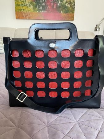 Sac Créations Angelo Fortunato noir/rouge,très tendance!