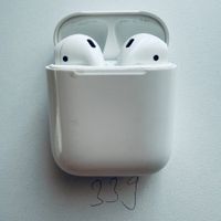 Original Apple AirPods 2 Gen. Wireless Kopfhörer & Case