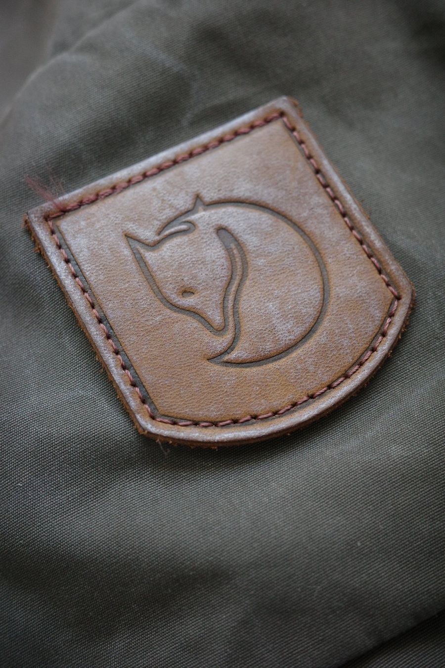 Fjällräven Zaini: Rucksack Fjällräven Singi 48 - Farbe Grau – Usato da Liebefeld venduto da Rhyolite 4