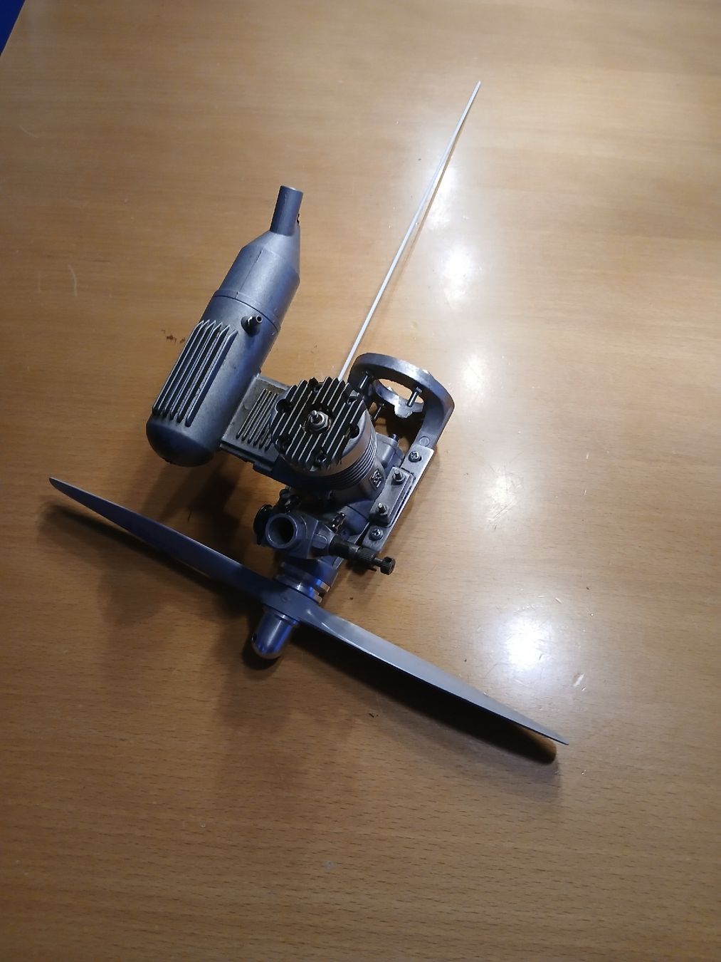 RC Kits de montage: Methanol Motor Leo 46 – D'occasion à Sennwald par Flying 2