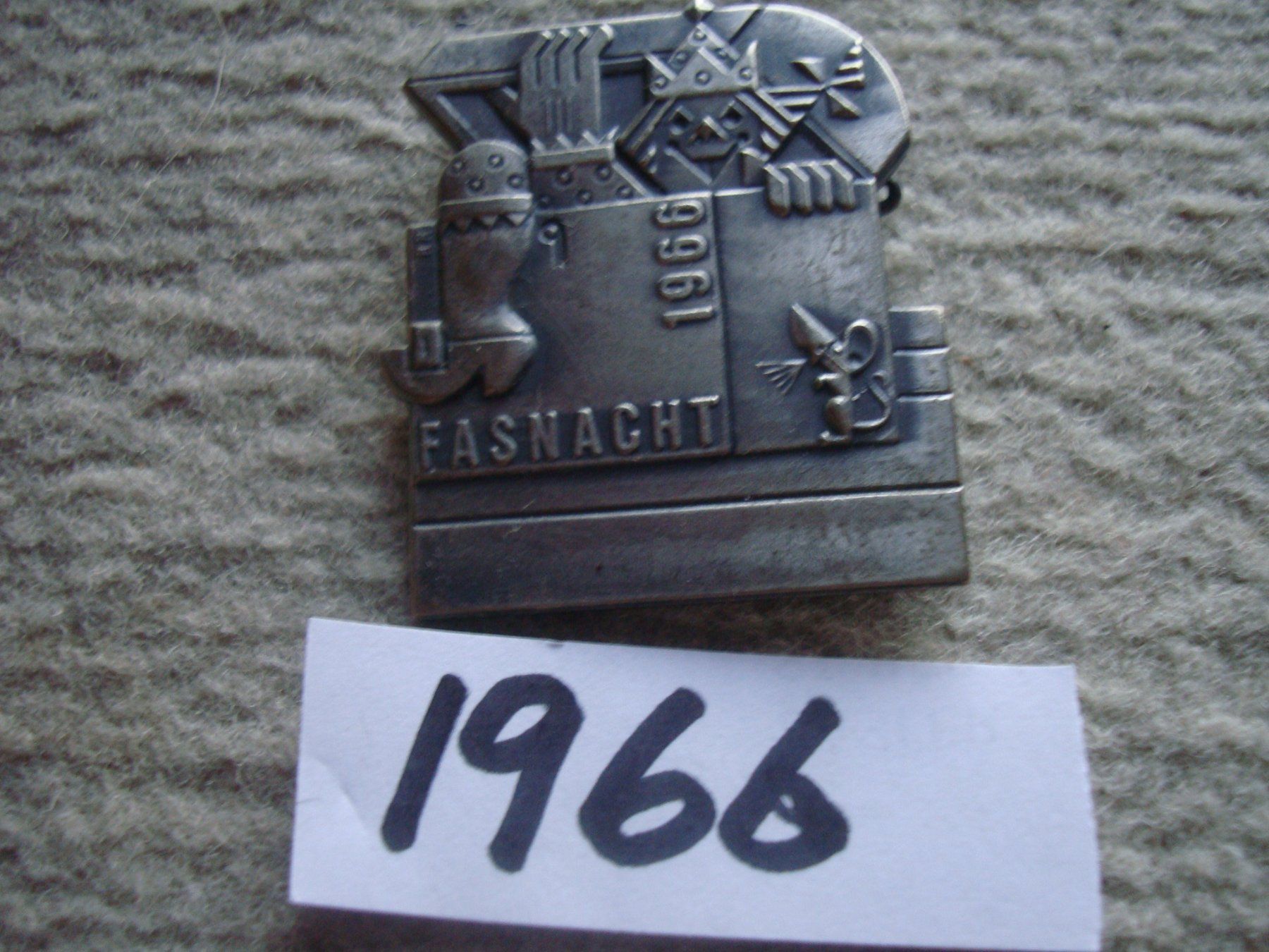 Basler Placchette & Badge: Silber Plakette 1966 – Usato da Arlesheim venduto da printz01