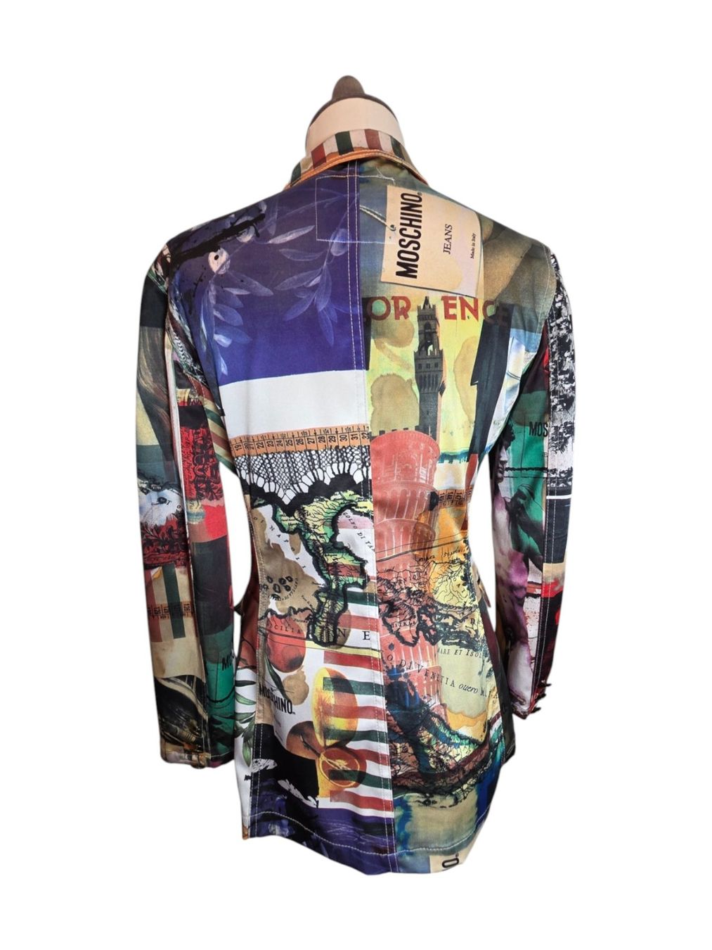 Moschino Jacken: Moschino Blazer – Gebraucht aus Zürich von ANU-AnimalsNeedUs 2