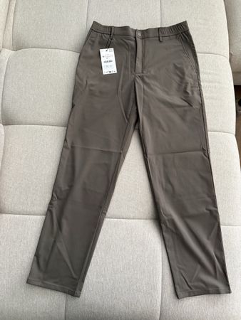 Zara Comfort Slim Hose braun Grösse M neu mit Etikett