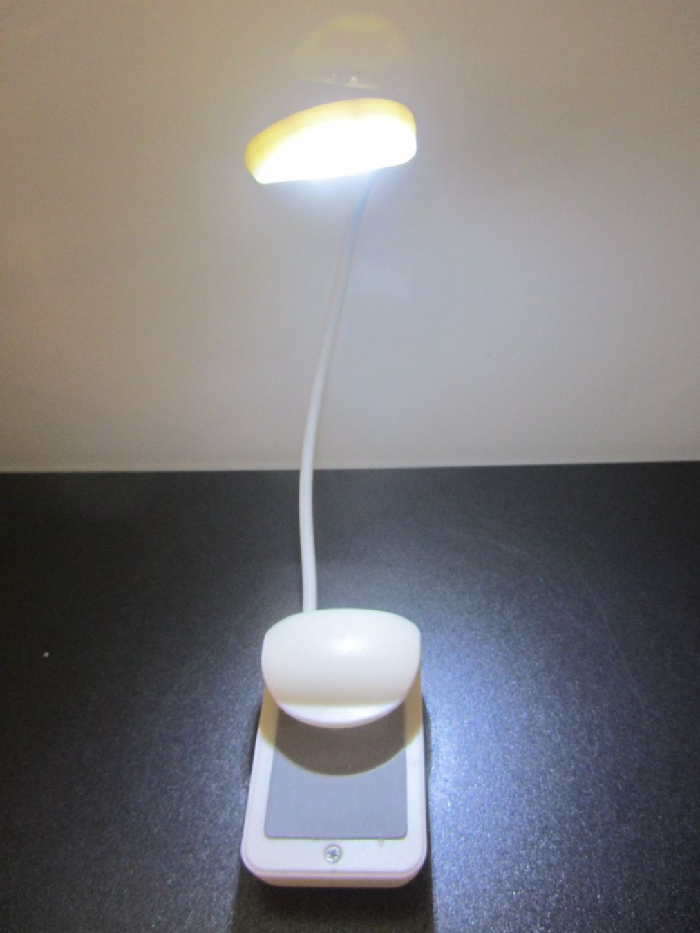 Lampade: 2 Stk. Buchlicht LED, Clipgrösse anpassbar – Nuovo (secondo la descrizione) da Egliswil venduto da chroetli22 1