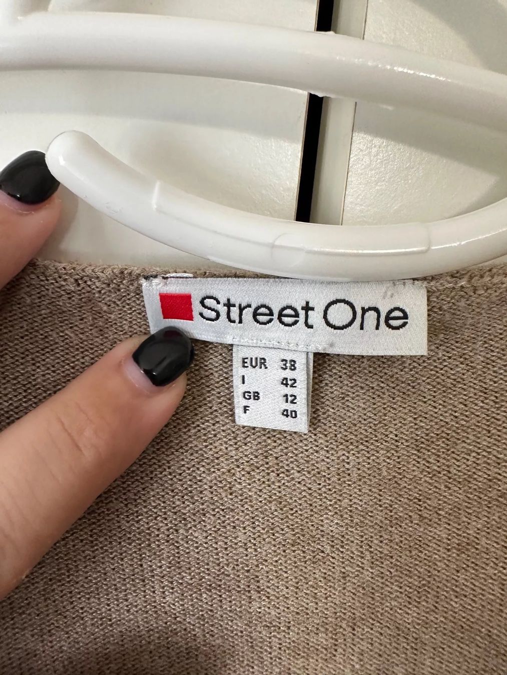 Maglioni & Felpe: Street One Pullover braun (38) – Usato da Schaan venduto da Hermine2018 1
