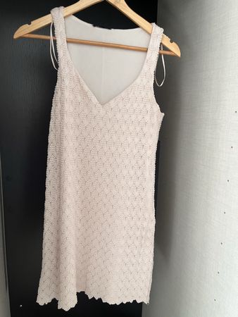 Abito rosa cipria traforato – S