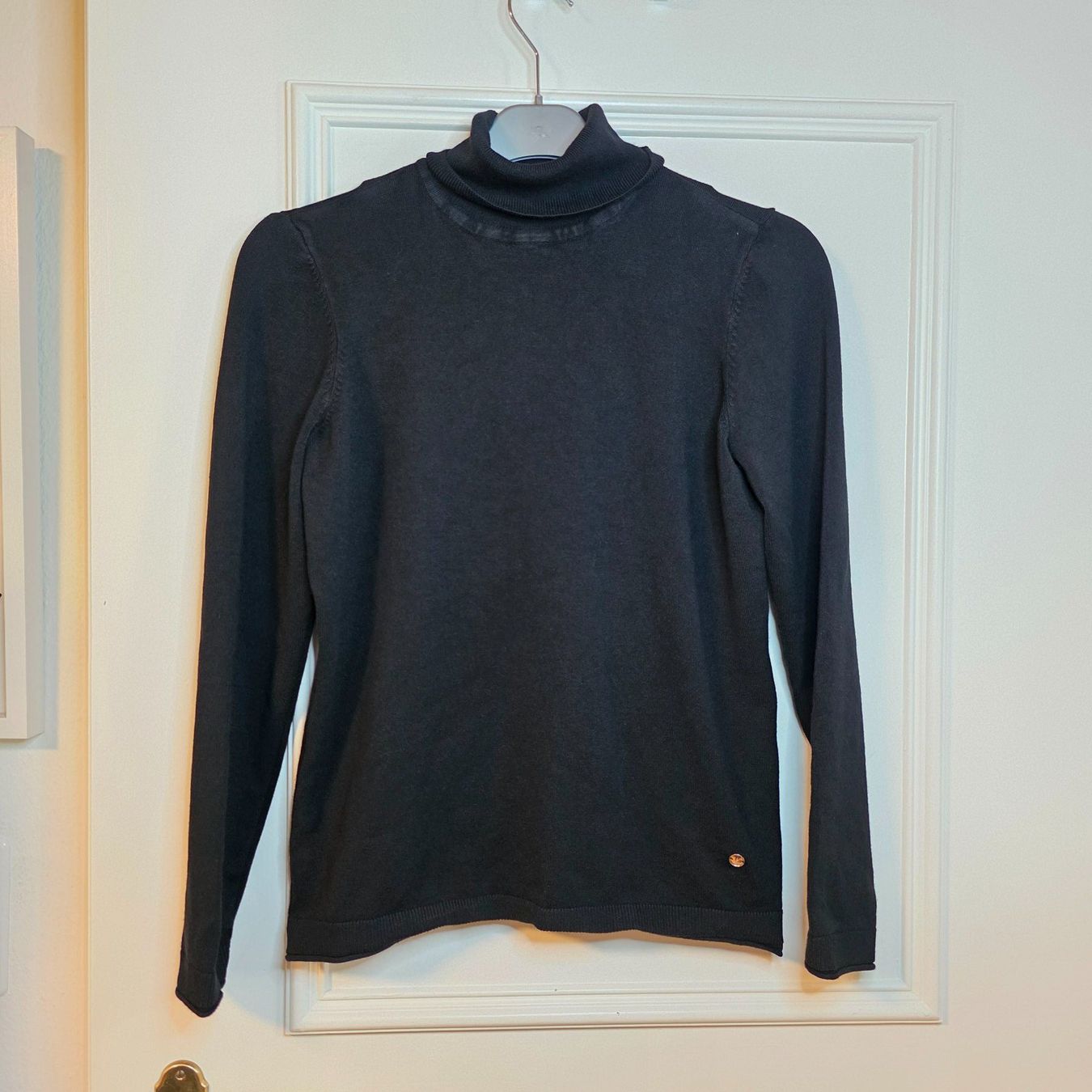Walbusch Pullover & Sweatshirts: Walbusch Rollkragenpullover Viskose Schwarz Gr. M/L Elegant – Gebraucht aus Wald ZH von CapLux 2