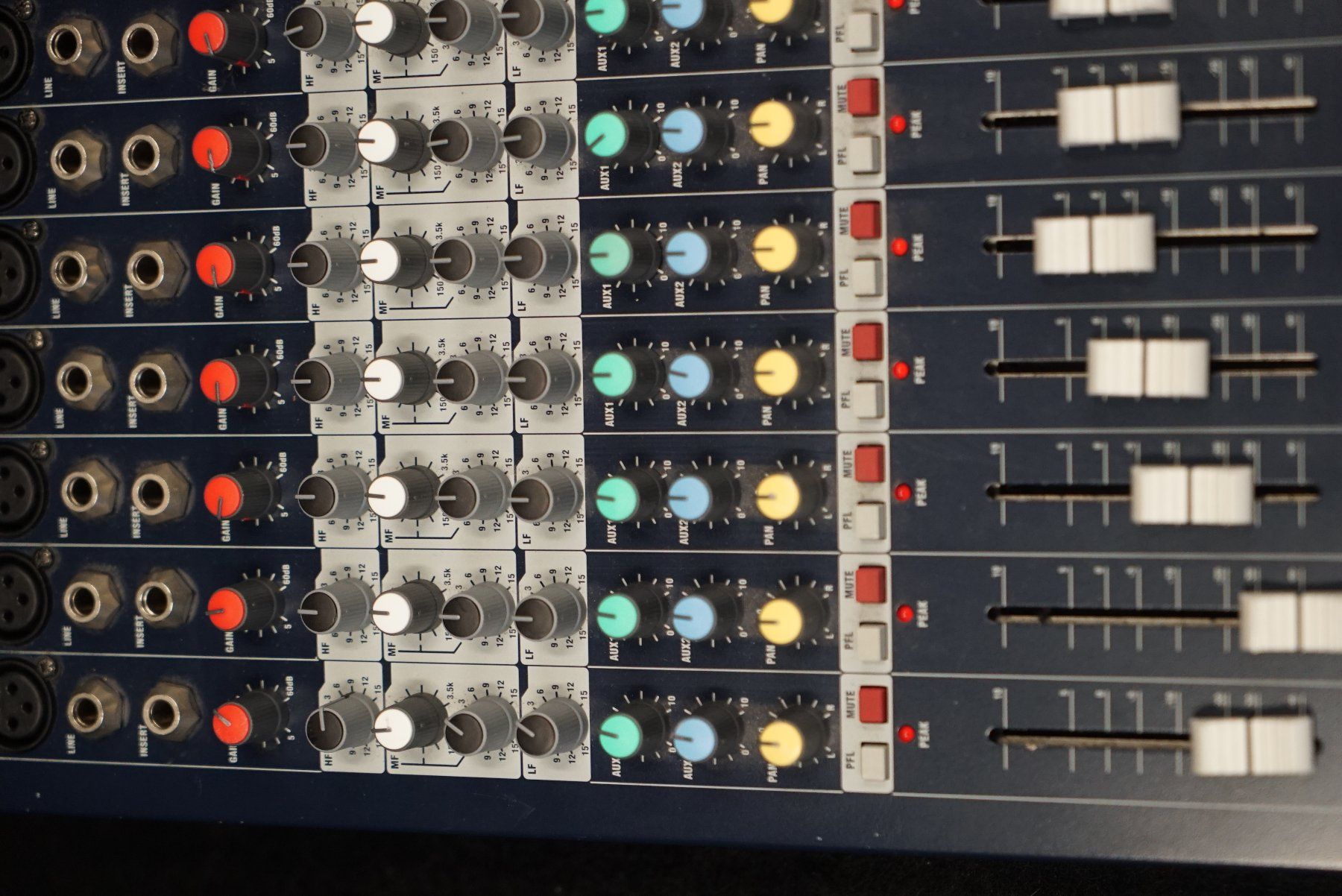Soundcraft Mischpulte: Soundcraft EPM12 Analoges Mischpult – Gebraucht aus Ortschwaben von Musictrade 3