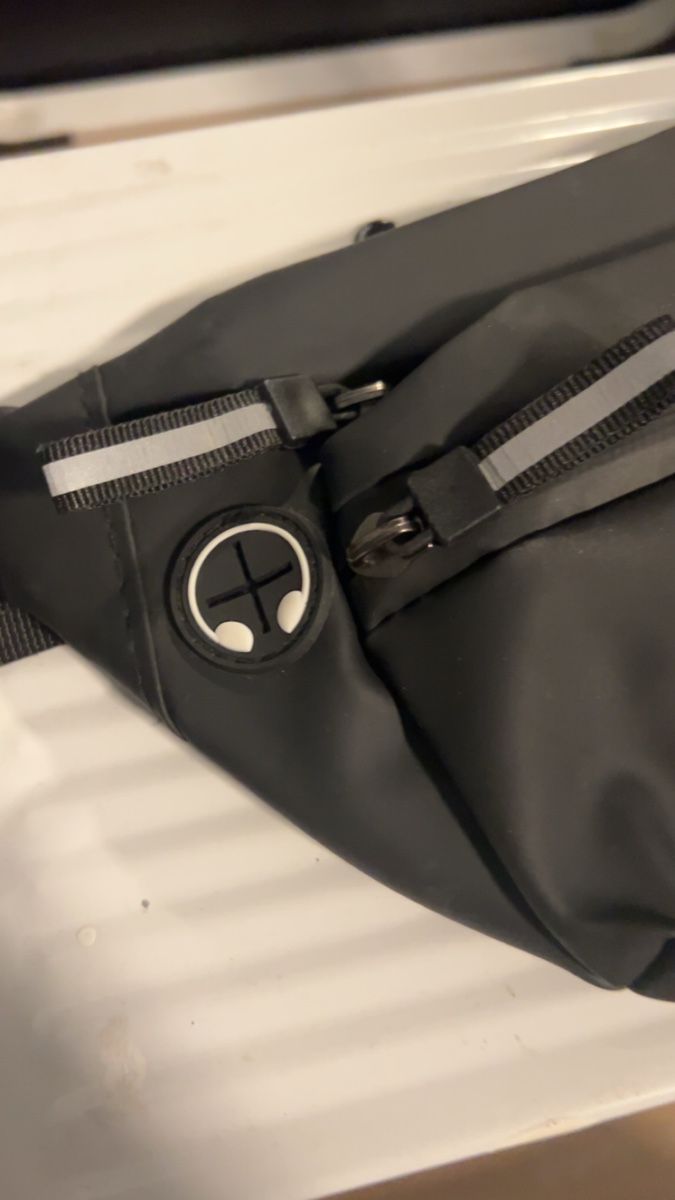 Borse: Bauchtasche Schwarz ungebraucht – Nuovo (secondo la descrizione) da Zürich venduto da D.Arroyo 1