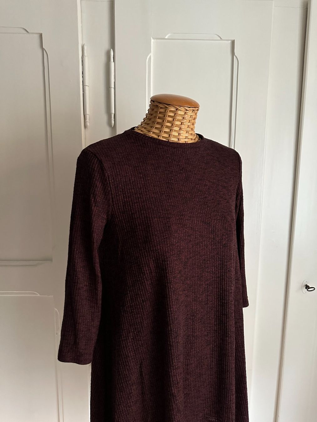 Robes: PULL & BEAR - Kleidchen weinrot meliert S – D'occasion à Zürich par Diazaio 1