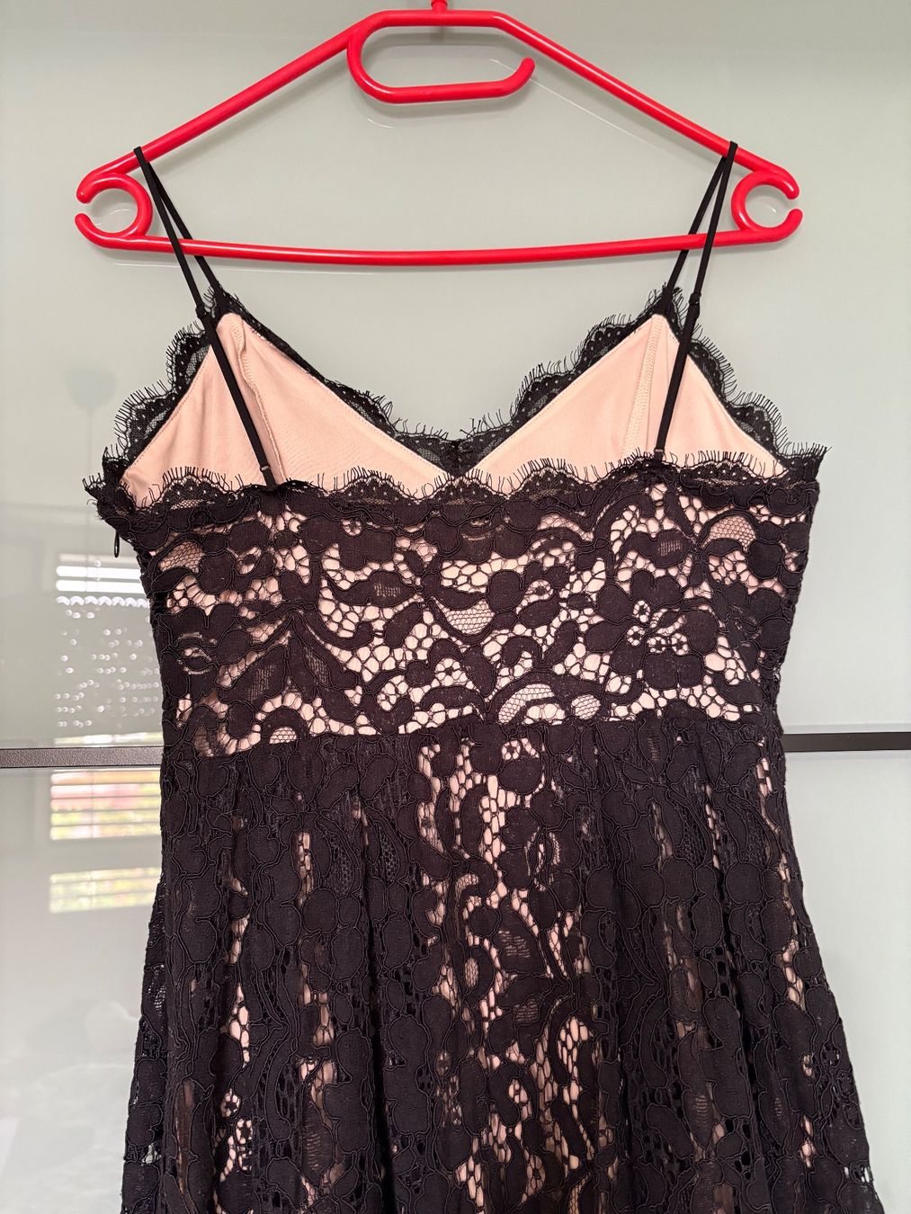 H&M Vestiti: Schönes Spitzenkleid in Schwarz – Usato da Rümlang venduto da Jenni.21 1