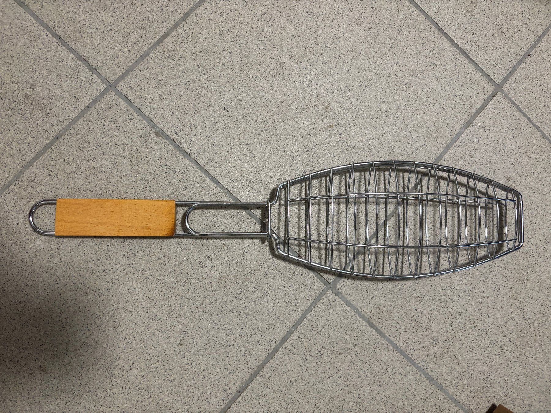 Elettrodomestici da cucina: Grillkorb, Fischgrillkorb, Gemüsekorb mit Holzgriff – Usato da Hinwil venduto da simvo