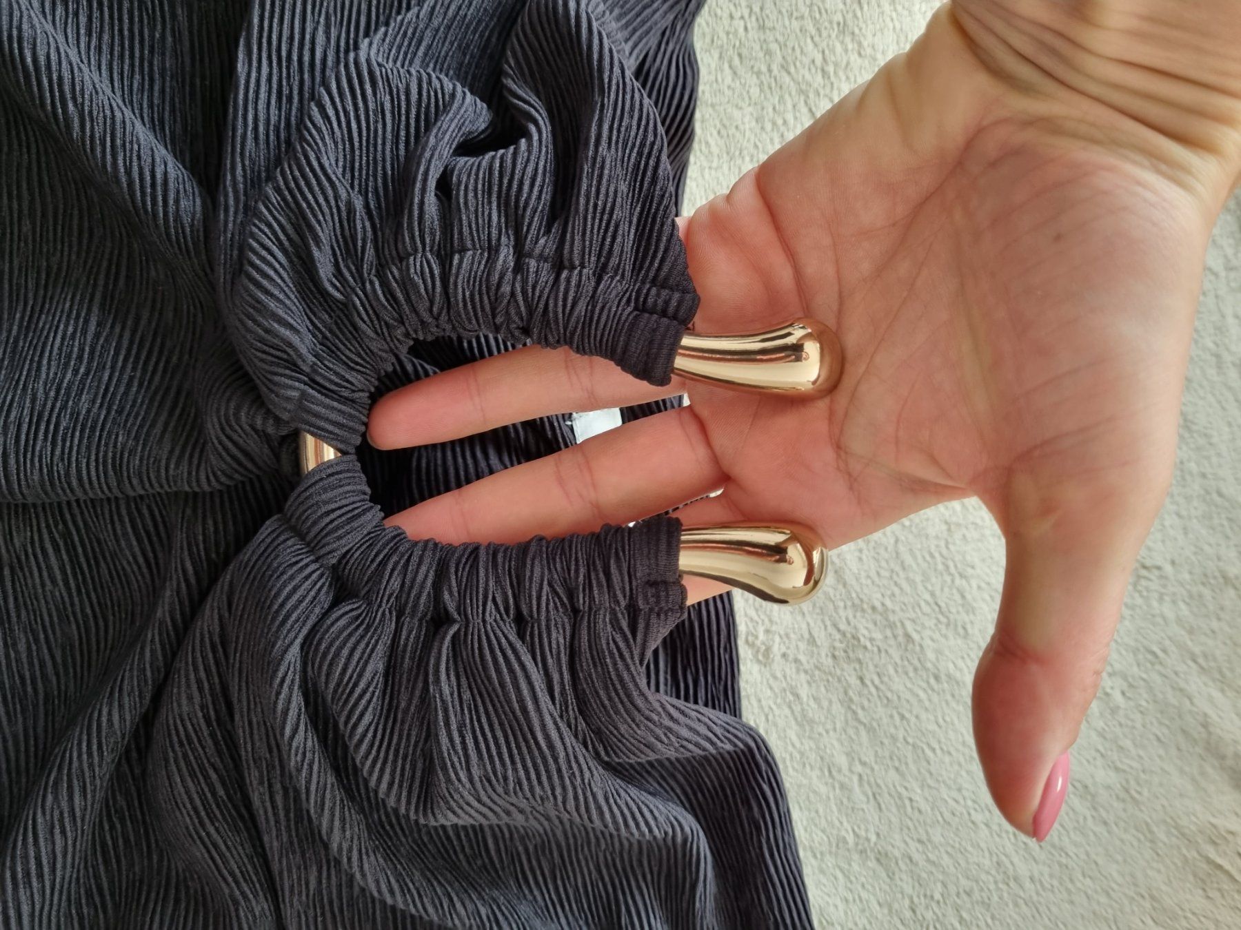 H&M Vestiti: H&M Etui Kleid, S – Nuovo (secondo la descrizione) da St Gallen venduto da vir_5kgt 5