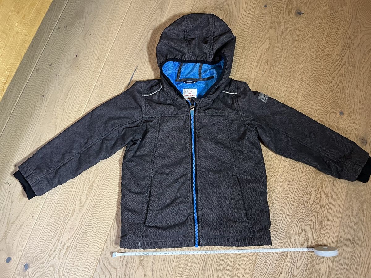 Esprit Giacche & Cappotti: Esprit Übergangsjacke Gr. 104/110, gebrauchter Zustand! – Usato da Oensingen venduto da katepe