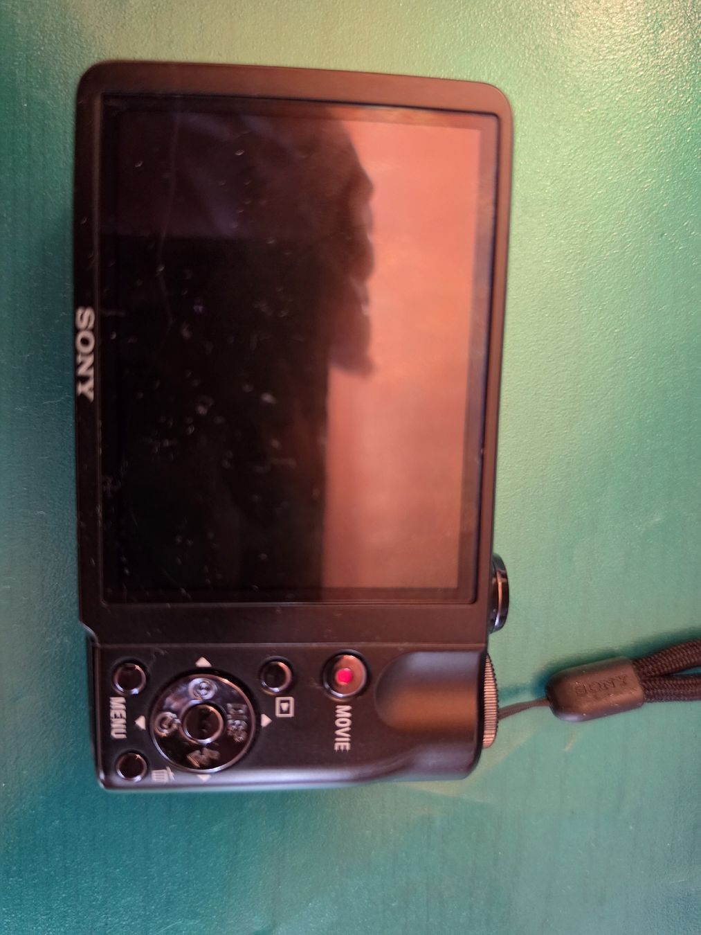 Sony Kamera: Sony Cyber-shot  Kompaktkamera   – Defekt aus Büsserach von Divina86 1