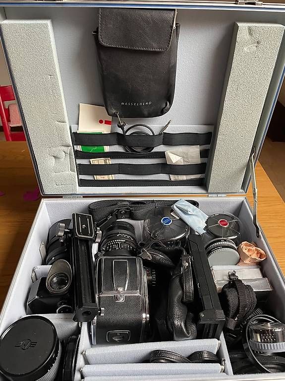 Hasselblad Kamera: Hasselblad 500CM + 3 objectifs – Gebraucht aus Riex von JacksonJennyfer 4