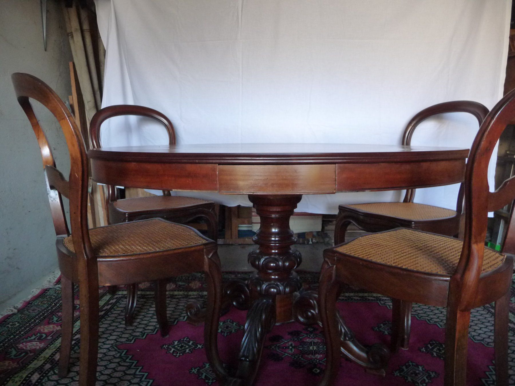 Set di tavolo e panche: Table ovale avec 4 chaises - Style Louis Philippe – Usato da Bussigny venduto da Zabeth1030 1