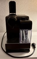 Kaffeemaschine DeLonghi Nespresso mit Kapselständer