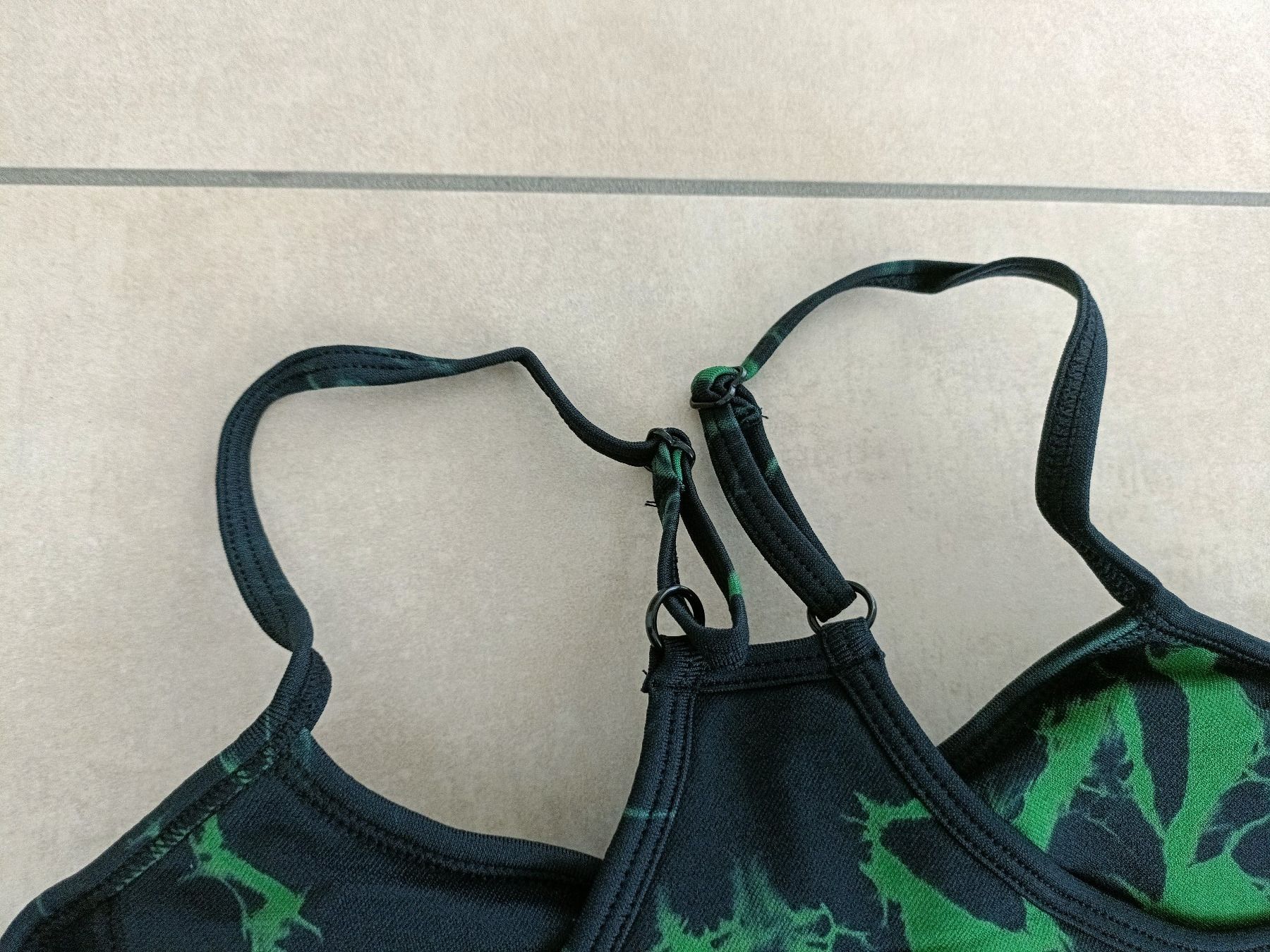 Top: Batik Sport BH - Grösse S – Nuovo e nell'imballaggio originale da Rickenbach b. Wil venduto da Beautiful.Things 3