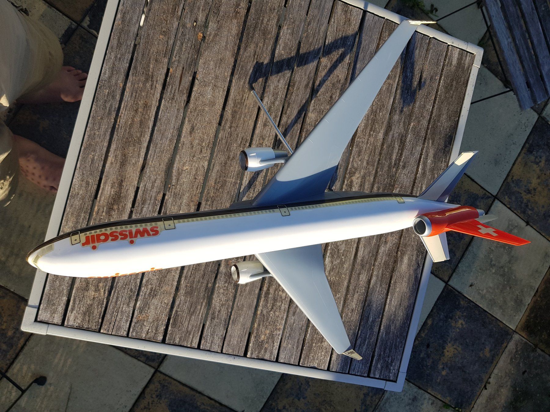 Swissair Kit di modellismo & Modellini statici: Modellflugzeug Swissair MD11 – Usato da Jona venduto da dampfnuggi 3
