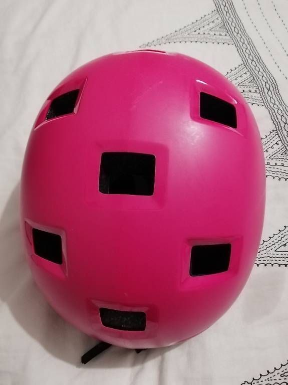 Helme: Casco bici bambina  – Gebraucht aus Bellinzona von lus_lyb5 1