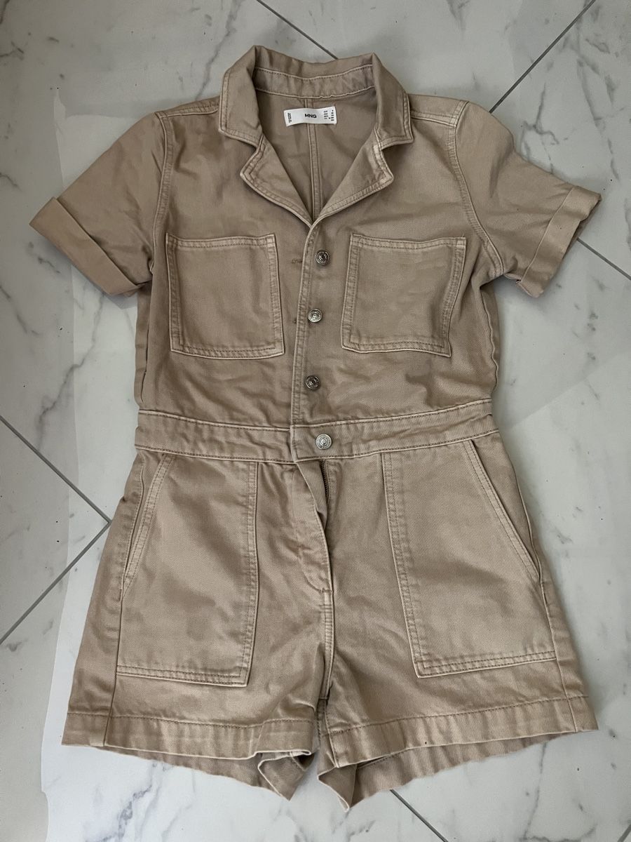 Tute: Combishort Jumpsuit S Beige Jeans  – Usato da COLOGNY venduto da fleurdelys84