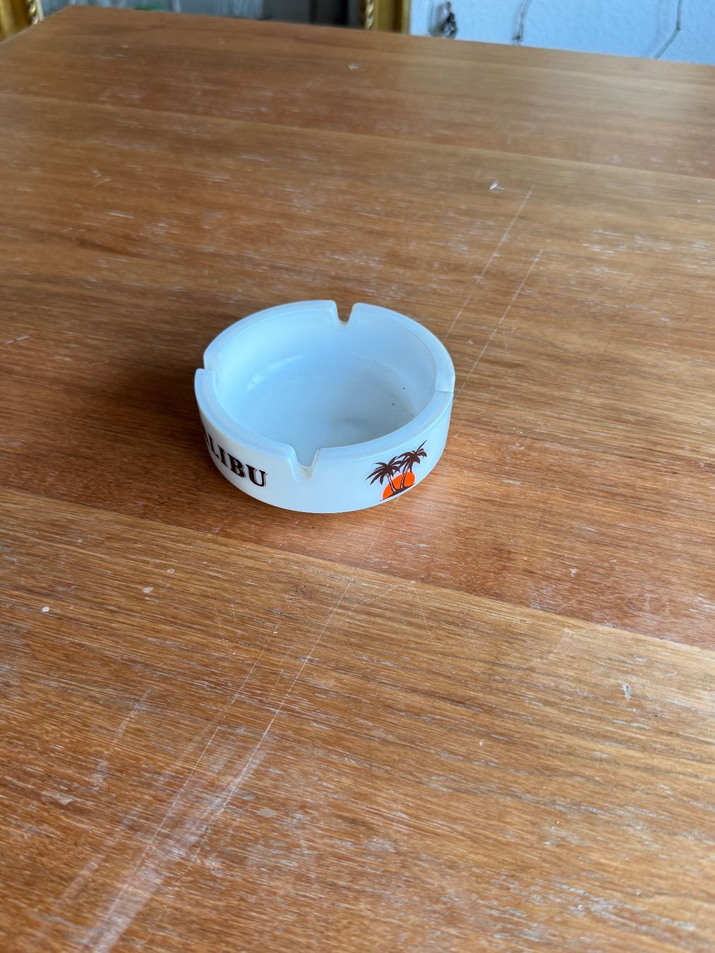 Aschenbecher: Cendrier vintage Malibu – Gebraucht aus Genève von math_cedra 1