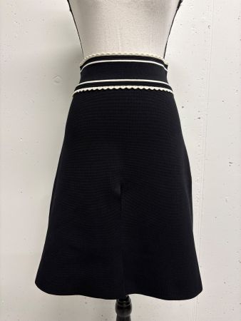 Sandro Rock schwarz Gr. 34 A-Line knielang