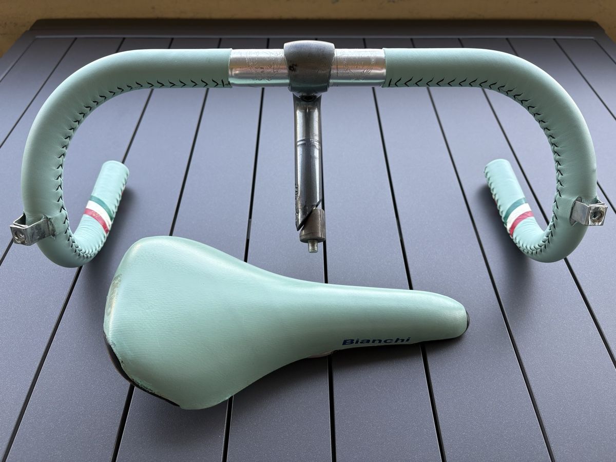 Bianchi Pezzi di ricambio: BIANCHI - set selle et guidon- – Usato da Lausanne venduto da Zorrus77