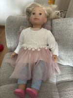 Puppe Sally mit Kleidern guter Zustand 40cm