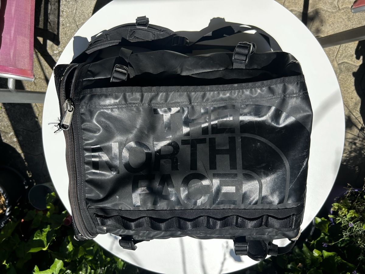 North Face Zaini: NORTH FACE - Base Camp Fuse Box Black – Usato da Zollikofen venduto da LUKE_THRIFTS 6