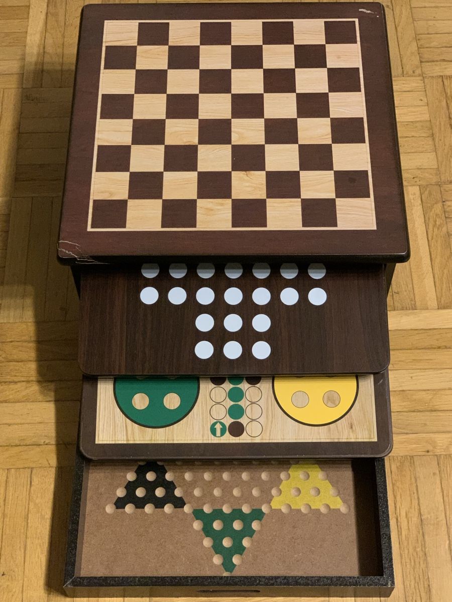 Giochi: Schach/Spiele - Box – Usato da Wangen b. Olten venduto da Finolino28 1