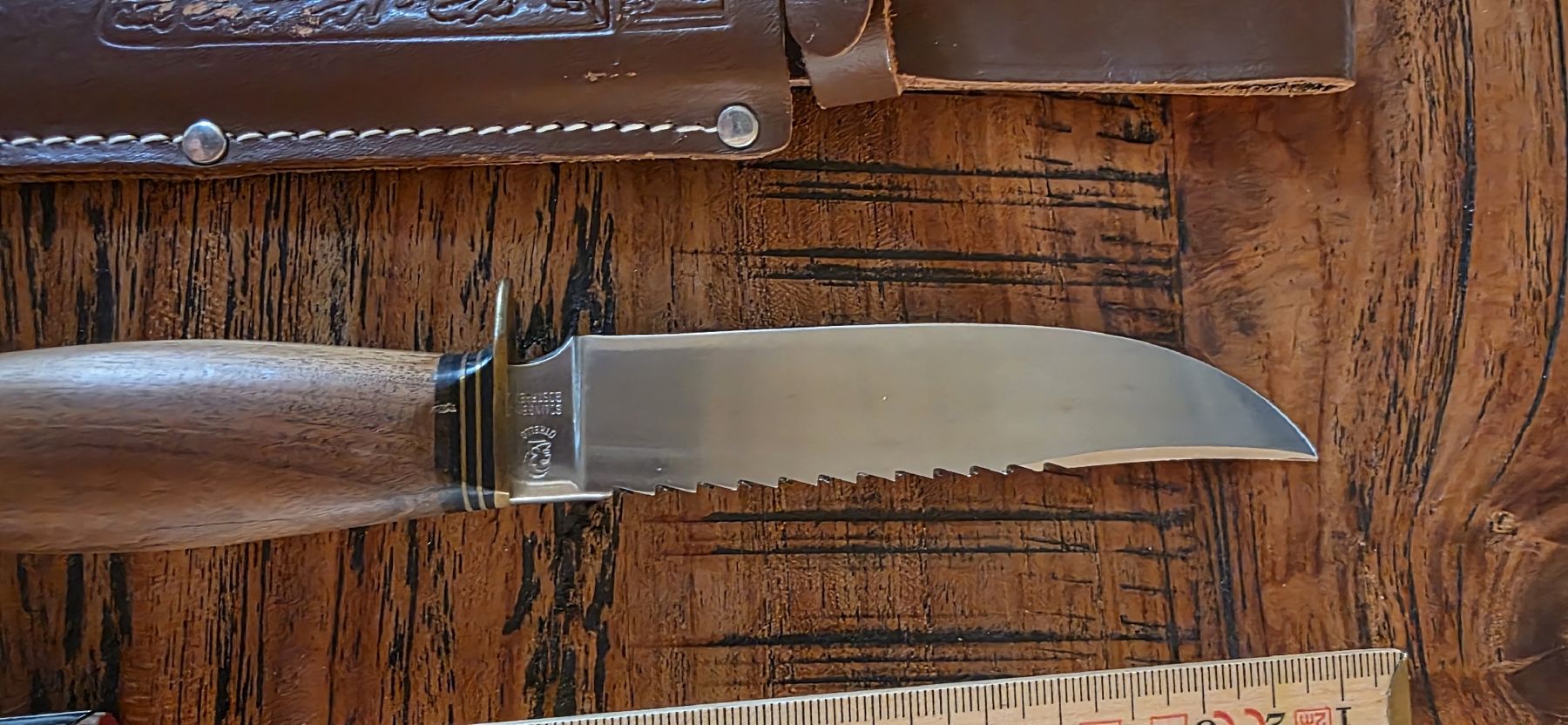 Accessori: Messer Jagdmesser mit Lederscheide braun Holzgriff – Usato da Günsberg venduto da Bari72 1