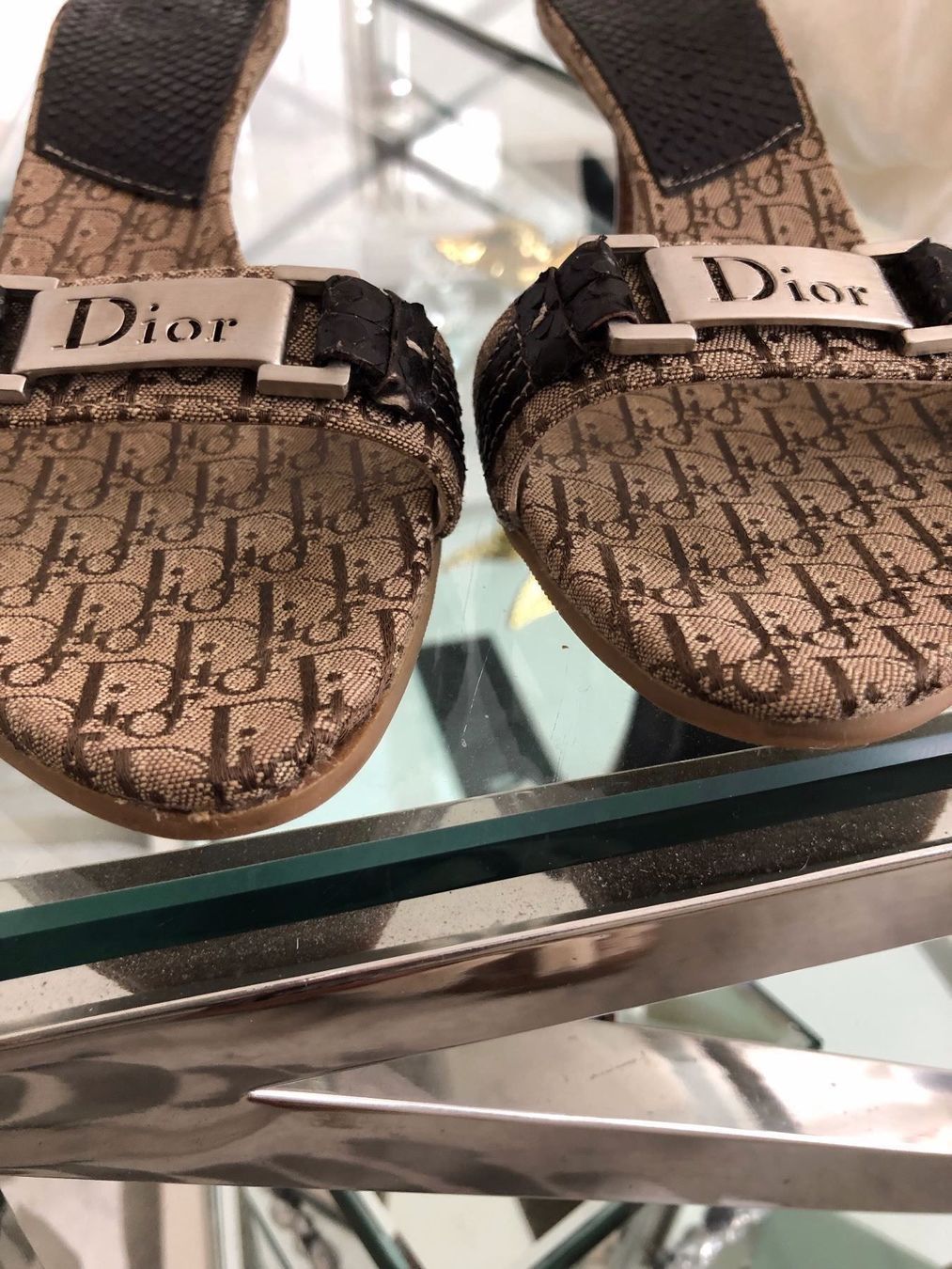 Scarpe da donna: DIOR LOGO MULES VINTAGE 37,5 – Nuovo (secondo la descrizione) da RICHTERSWIL venduto da mftjt63 5